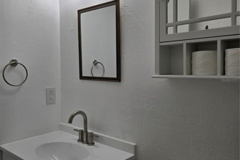 Villa ou maison à vendre à Webster, Floride: 2 chambres, 98.85 m2 № 1901264 - photo 28