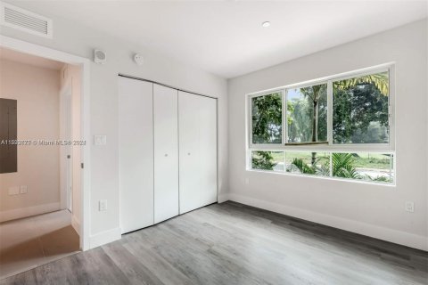 Condominio en venta en Miami, Florida, 3 dormitorios, 126.35 m2 № 2043682 - foto 12