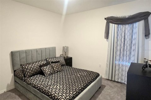 Снять в аренду виллу или дом в Хейнс-Сити, Флорида 2 комнаты, 155.8м2, № 2289677 - фото 22