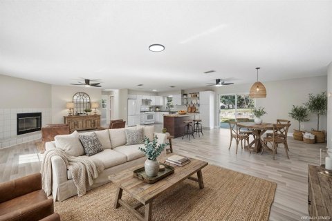 Villa ou maison à vendre à Lakeland, Floride: 5 chambres, 385.27 m2 № 2166889 - photo 4
