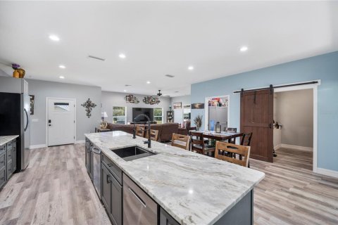 Villa ou maison à vendre à Lakeland, Floride: 5 chambres, 385.27 m2 № 2166889 - photo 19