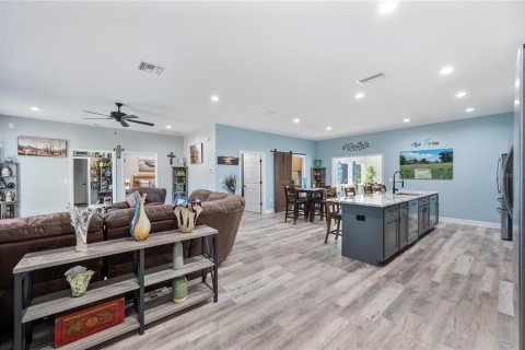 Villa ou maison à vendre à Lakeland, Floride: 5 chambres, 385.27 m2 № 2166889 - photo 14