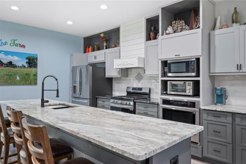 Villa ou maison à vendre à Lakeland, Floride: 5 chambres, 385.27 m2 № 2166889 - photo 12