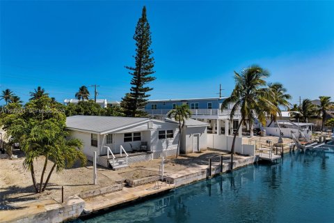 Купить виллу или дом в Марафон, Флорида 2 спальни, 138.98м2, № 1991211 - фото 3