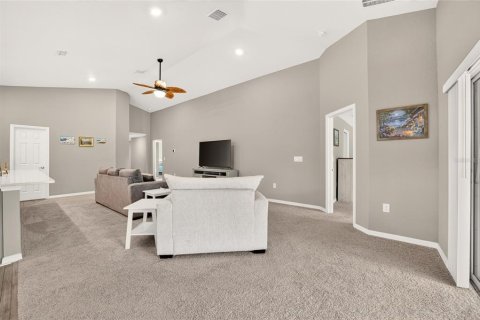 Villa ou maison à vendre à Ocala, Floride: 3 chambres, 185.15 m2 № 2358225 - photo 12