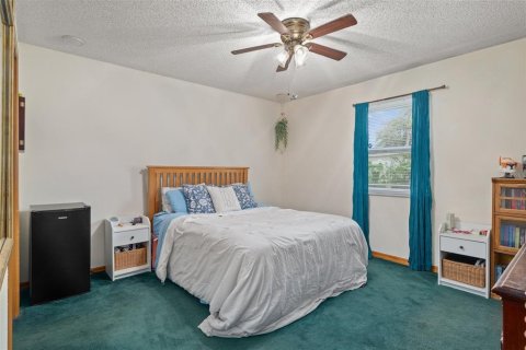 House in Spring Hill, Florida 3 bedrooms, 142.14 sq.m. № 1798442 - photo 21