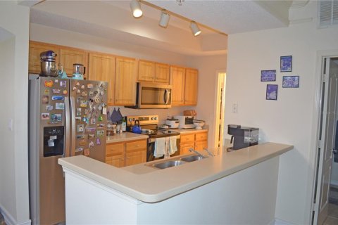 Condo in Orlando, Florida, 1 bedroom  № 1680539 - photo 7