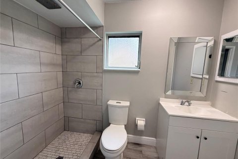 House in Kissimmee, Florida 2 bedrooms, 102.19 sq.m. № 2225643 - photo 12