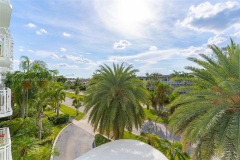 Copropriété à vendre à North Miami, Floride: 1 chambre, 79.43 m2 № 1966625 - photo 19