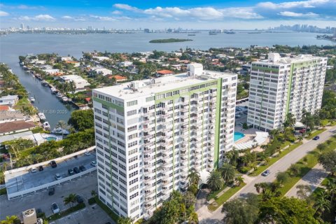 Copropriété à vendre à North Miami, Floride: 1 chambre, 79.43 m2 № 1966625 - photo 22