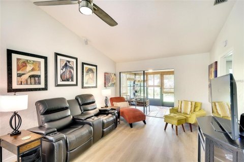 Condo in Bradenton, Florida, 2 bedrooms  № 2201341 - photo 8
