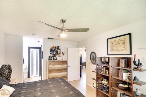 Condo in Bradenton, Florida, 2 bedrooms  № 2201341 - photo 12