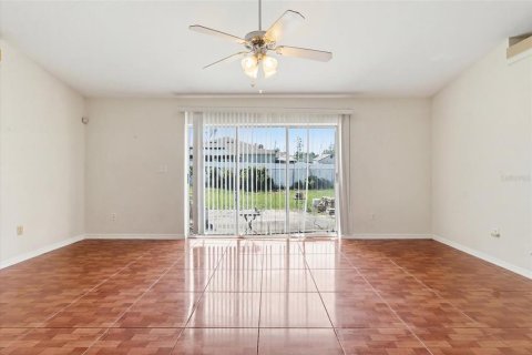 House in Ocala, Florida 3 bedrooms, 168.9 sq.m. № 2225593 - photo 13