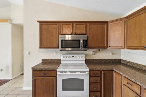 House in Ocala, Florida 3 bedrooms, 168.9 sq.m. № 2225593 - photo 7