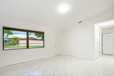 Купить таунхаус в Майами, Флорида 2 спальни, 91.6м2, № 1976607 - фото 7