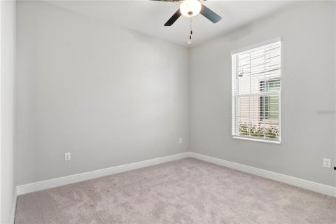 Villa ou maison à louer à Kissimmee, Floride: 3 chambres, 144.28 m2 № 2406427 - photo 15