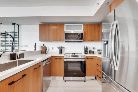 Copropriété à vendre à Miami, Floride: 2 chambres, 106.84 m2 № 1728688 - photo 9