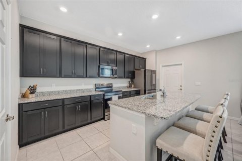 Townhouse in Wesley Chapel, Florida 3 bedrooms, 170.38 sq.m. № 2223169 - photo 21