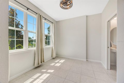Townhouse in Wesley Chapel, Florida 3 bedrooms, 170.38 sq.m. № 2223169 - photo 25