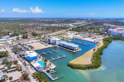 Condominio en venta en Placida, Florida, 1 dormitorio, 65.87 m2 № 1613199 - foto 2
