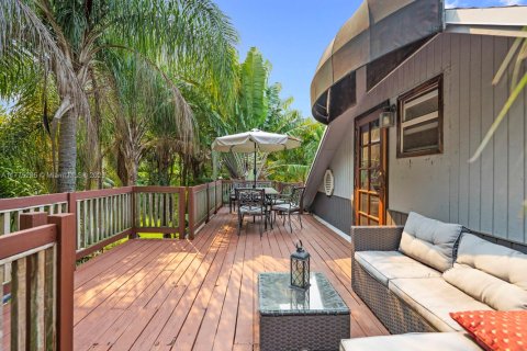 Купить виллу или дом в Флорида-Сити, Флорида 5 спален, 181.35м2, № 2050356 - фото 30