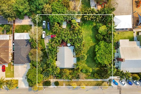 Купить виллу или дом в Флорида-Сити, Флорида 5 спален, 181.35м2, № 2050356 - фото 3