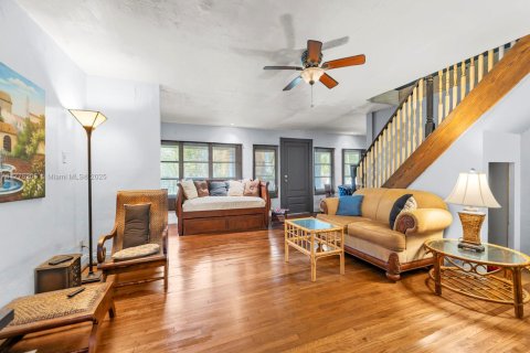 Купить виллу или дом в Флорида-Сити, Флорида 5 спален, 181.35м2, № 2050356 - фото 13