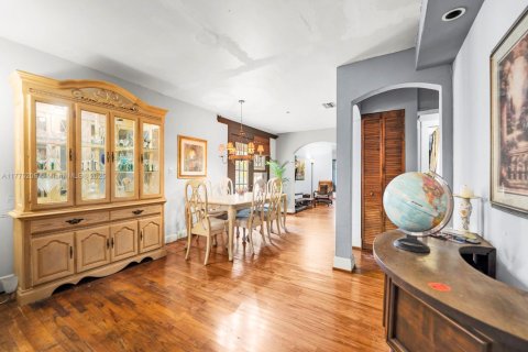 Купить виллу или дом в Флорида-Сити, Флорида 5 спален, 181.35м2, № 2050356 - фото 16