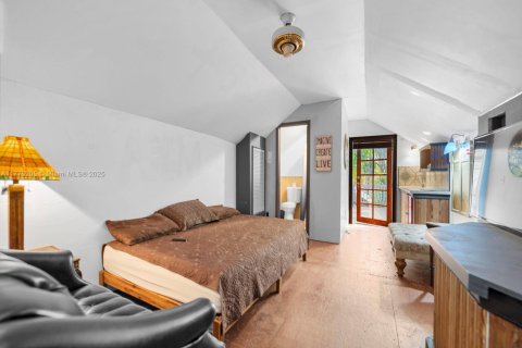 Купить виллу или дом в Флорида-Сити, Флорида 5 спален, 181.35м2, № 2050356 - фото 22