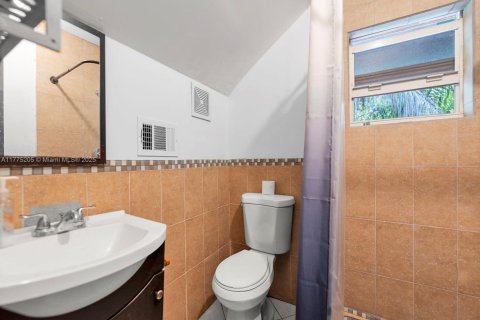 Купить виллу или дом в Флорида-Сити, Флорида 5 спален, 181.35м2, № 2050356 - фото 25