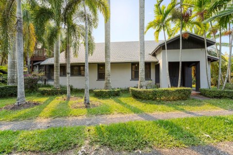 Купить виллу или дом в Флорида-Сити, Флорида 5 спален, 181.35м2, № 2050356 - фото 7