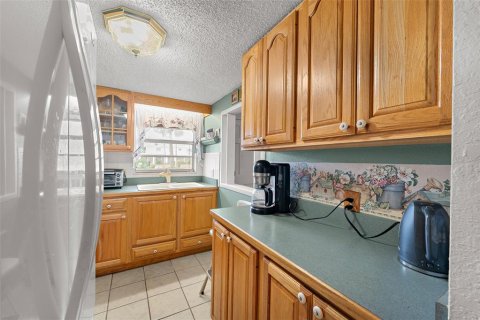 Condominio en alquiler en New Port Richey, Florida, 2 dormitorios, 93.65 m2 № 1880576 - foto 8