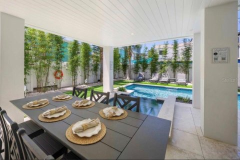 House in Bradenton Beach, Florida 7 bedrooms, 232.44 sq.m. № 2136698 - photo 8
