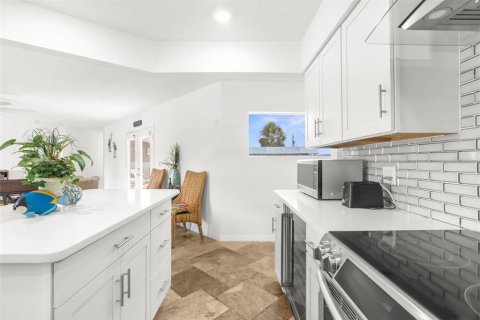 Casa en venta en Homosassa, Florida, 3 dormitorios, 172.8 m2 № 1796790 - foto 21