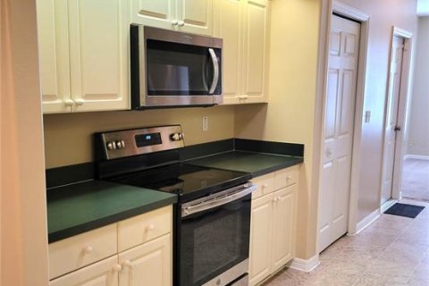 Villa ou maison à vendre à Palm Harbor, Floride: 2 chambres, 126.35 m2 № 2385906 - photo 14