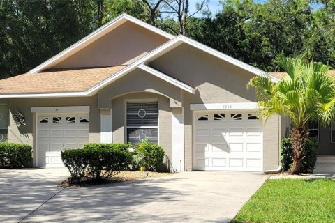 Villa ou maison à Palm Harbor, Floride 2 chambres, 126.35 m2 № 2385906