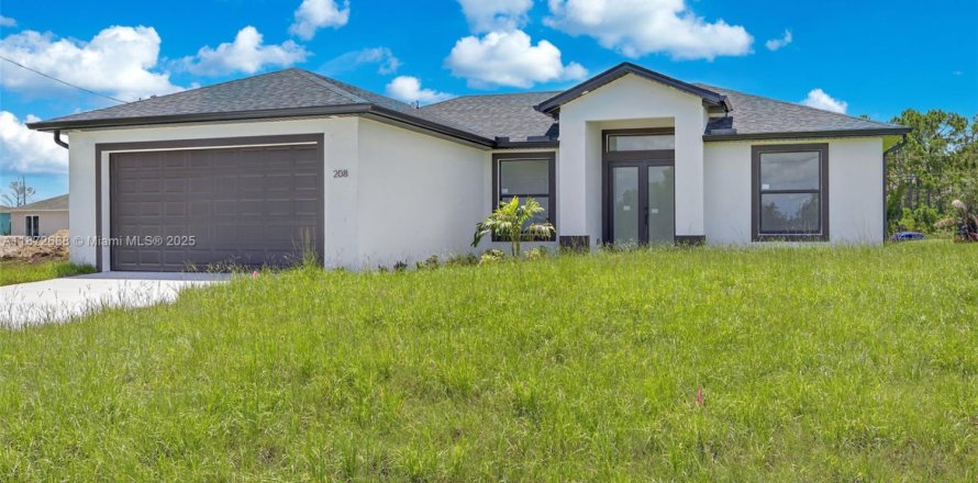 Casa en Lehigh Acres, Florida 3 dormitorios, 142.6 m2 № 2017301