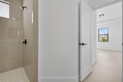 Casa en venta en Lehigh Acres, Florida, 3 dormitorios, 142.6 m2 № 2017301 - foto 20