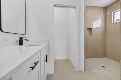 Casa en venta en Lehigh Acres, Florida, 3 dormitorios, 142.6 m2 № 2017301 - foto 19