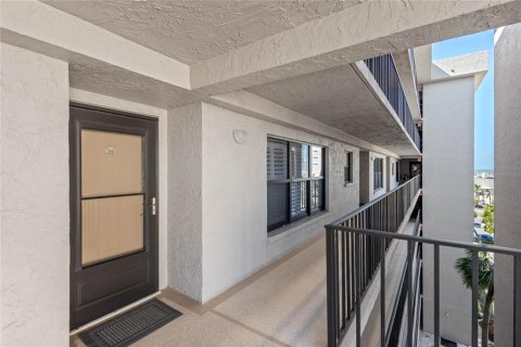 Купить кондоминиум в Сарасота, Флорида 5 комнат, 113.71м2, № 1574312 - фото 4