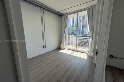 Снять в аренду кондоминиум в Майами, Флорида 2 спальни, 89.46м2, № 2031079 - фото 12