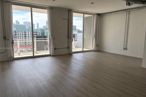 Снять в аренду кондоминиум в Майами, Флорида 2 спальни, 89.46м2, № 2031079 - фото 10