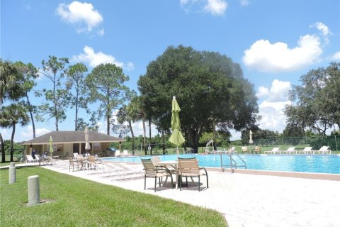 House in Winter Haven, Florida 2 bedrooms, 145.21 sq.m. № 1800502 - photo 29