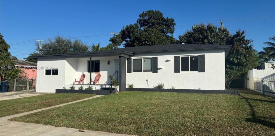 Casa en Miami, Florida 4 dormitorios № 2006418