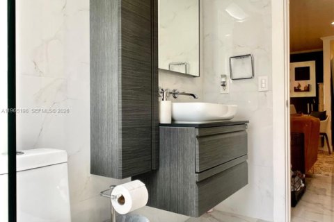 Снять в аренду кондоминиум в Майами-Бич, Флорида 1 спальня, 63.45м2, № 2026500 - фото 13