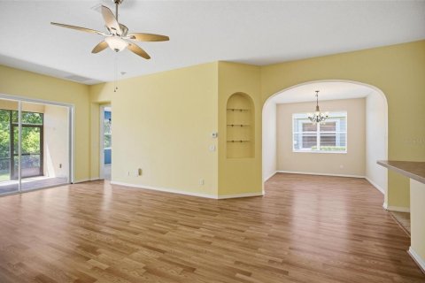 Townhouse in Daytona Beach, Florida 2 bedrooms, 150.97 sq.m. № 2157788 - photo 15