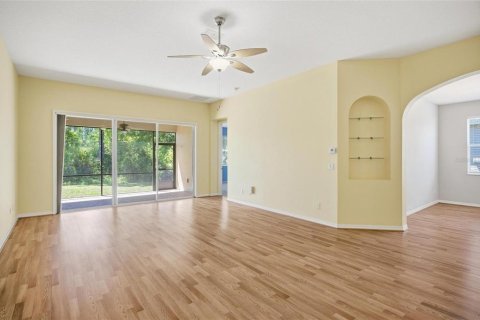 Townhouse in Daytona Beach, Florida 2 bedrooms, 150.97 sq.m. № 2157788 - photo 9