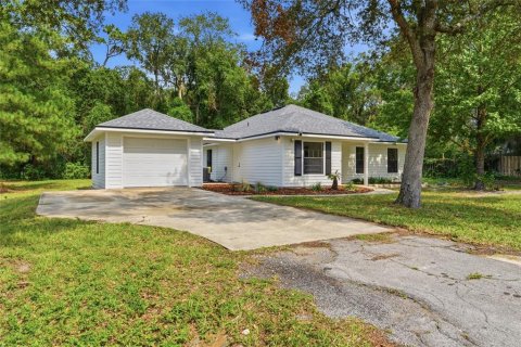 House in Hawthorne, Florida 4 bedrooms, 136.66 sq.m. № 2258956 - photo 27
