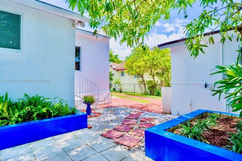 Купить виллу или дом в Майами, Флорида 4 спальни, № 1955542 - фото 22