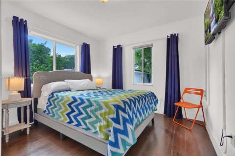 Купить виллу или дом в Майами, Флорида 4 спальни, № 1955542 - фото 15